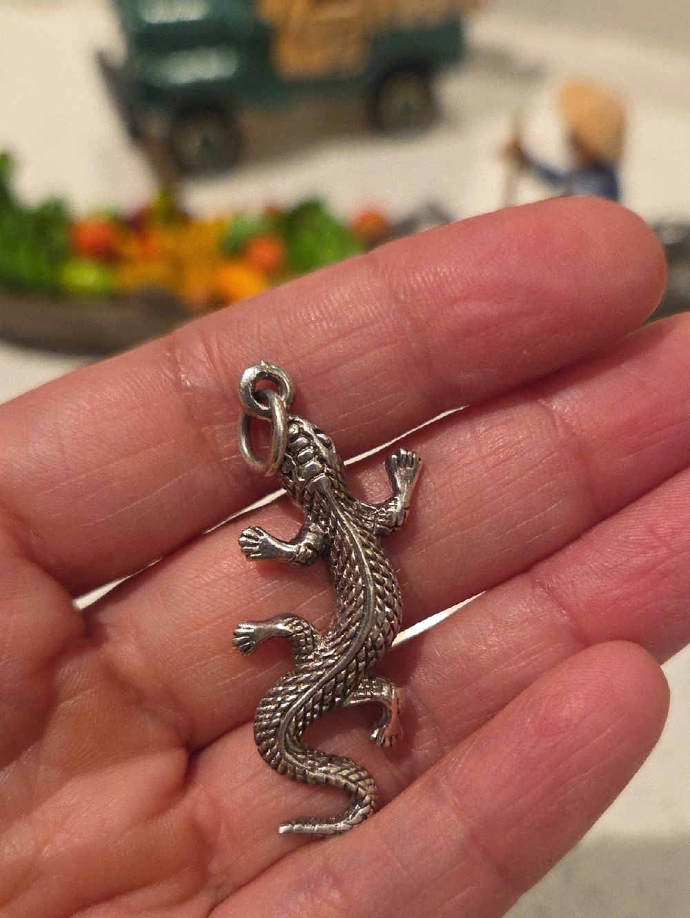 Silver Lizard Pendant Charm - Silver